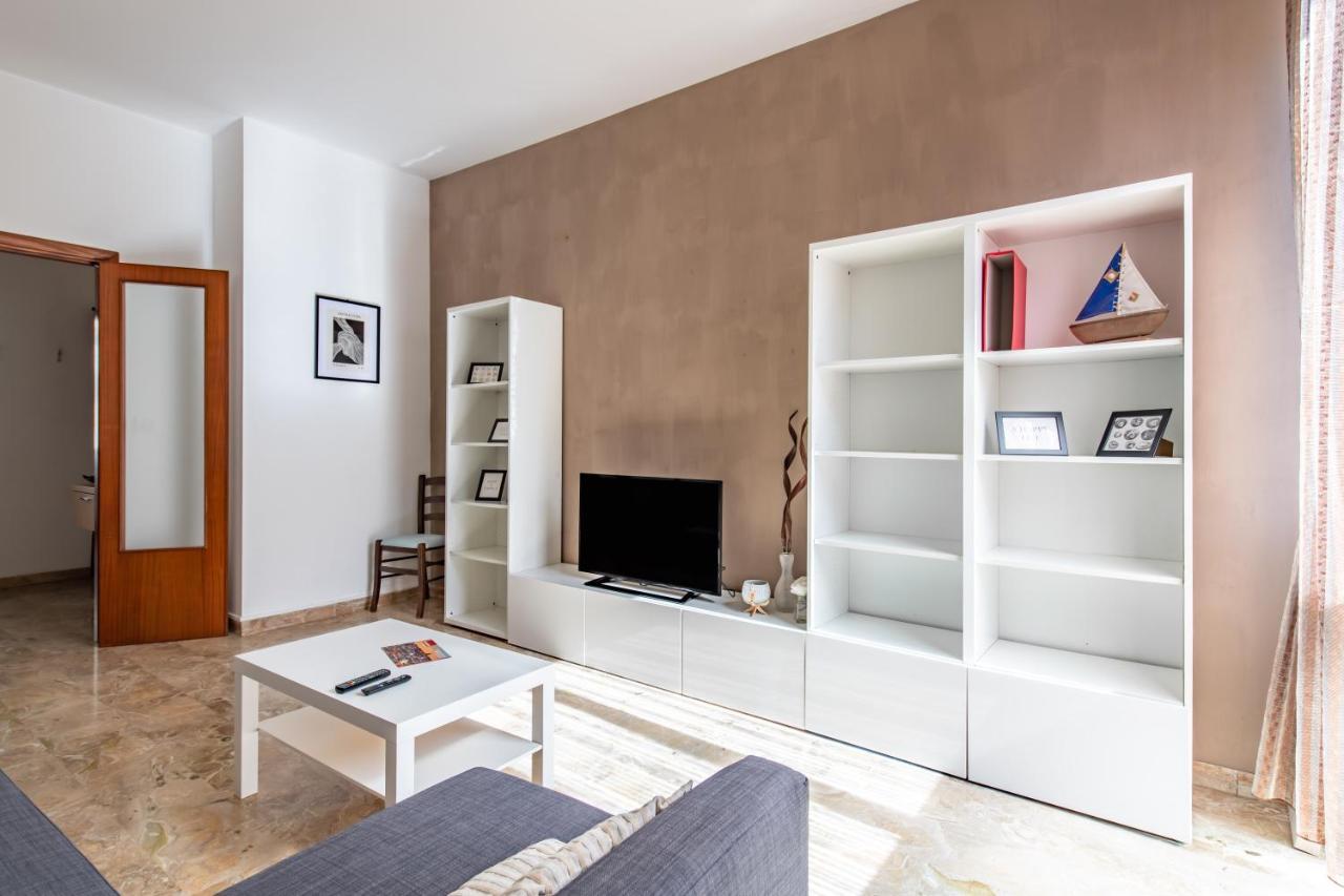 Apartamento Modern & Bright Apartment!